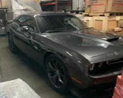 Saloon car to Tahiti